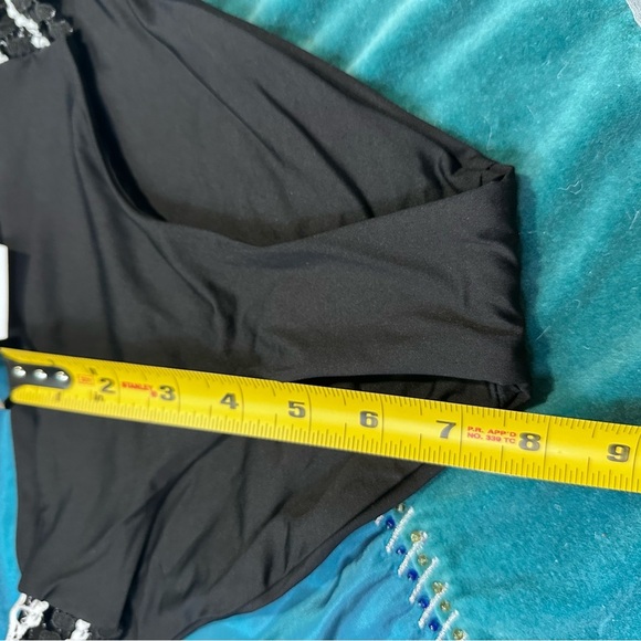 BECCA Bikini Bottom Women’s Small Avery Crochet Tab Side Hipster Swim Black S/P - Picture 10 of 14